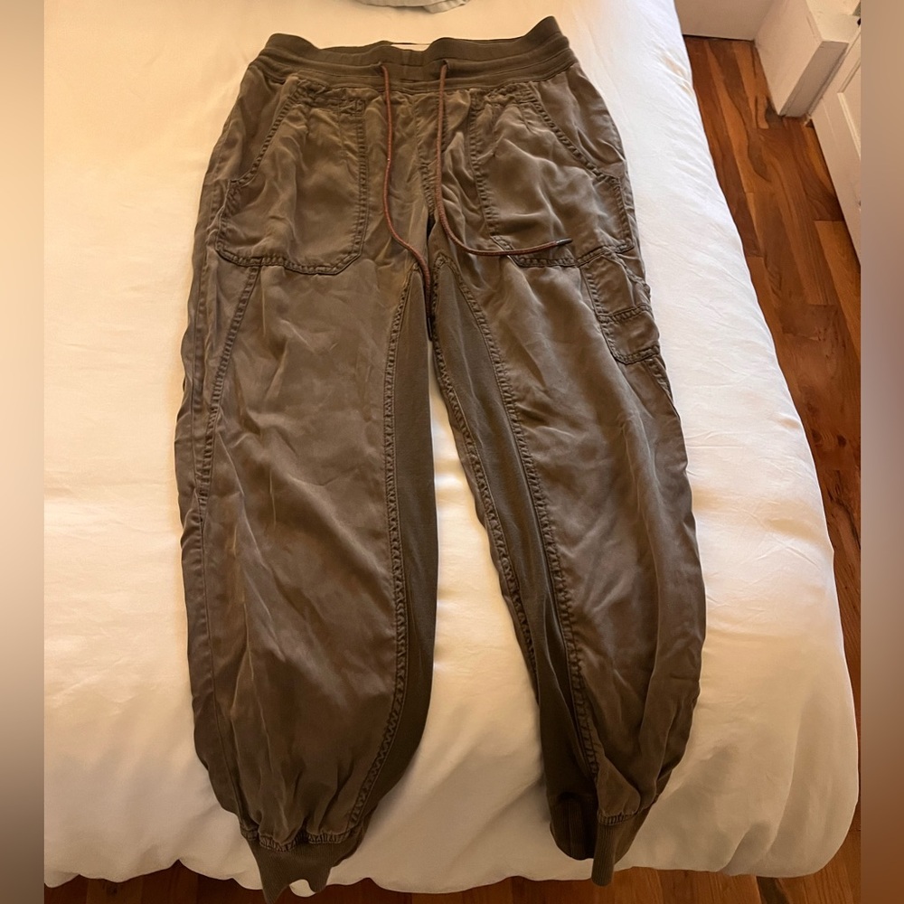 Anthropologie cargo joggers
